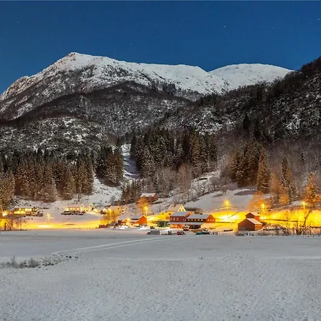 Solneset Farm Bauernhof *